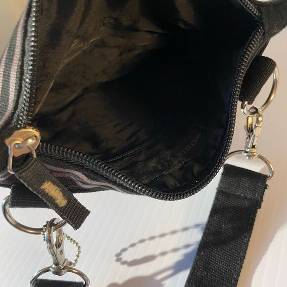 Robin Ruth Crossbody Boston Bag. destination, travel, hobo - Picture 15 of 16